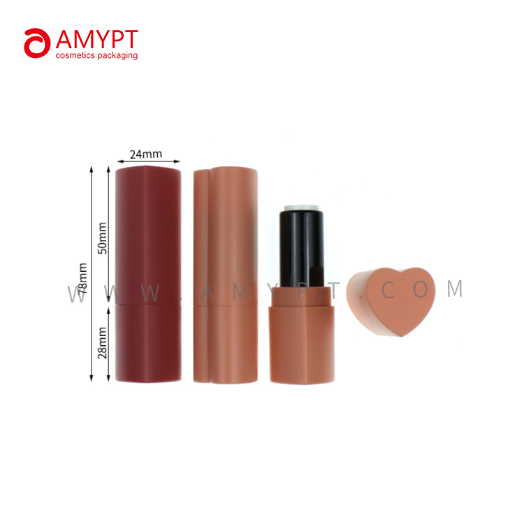 Herzförmiger, mattierter, leerer Lippenstift-Verpackungsbehälter für Romantik-Kosmetik 